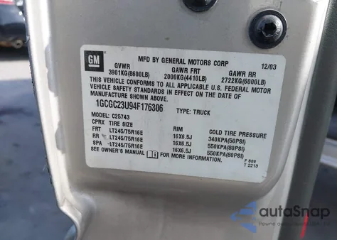 2004 Chevrolet Silverado 2500 Ls z USA, uszkodzony, nr VIN 1GCGC23U94F176306